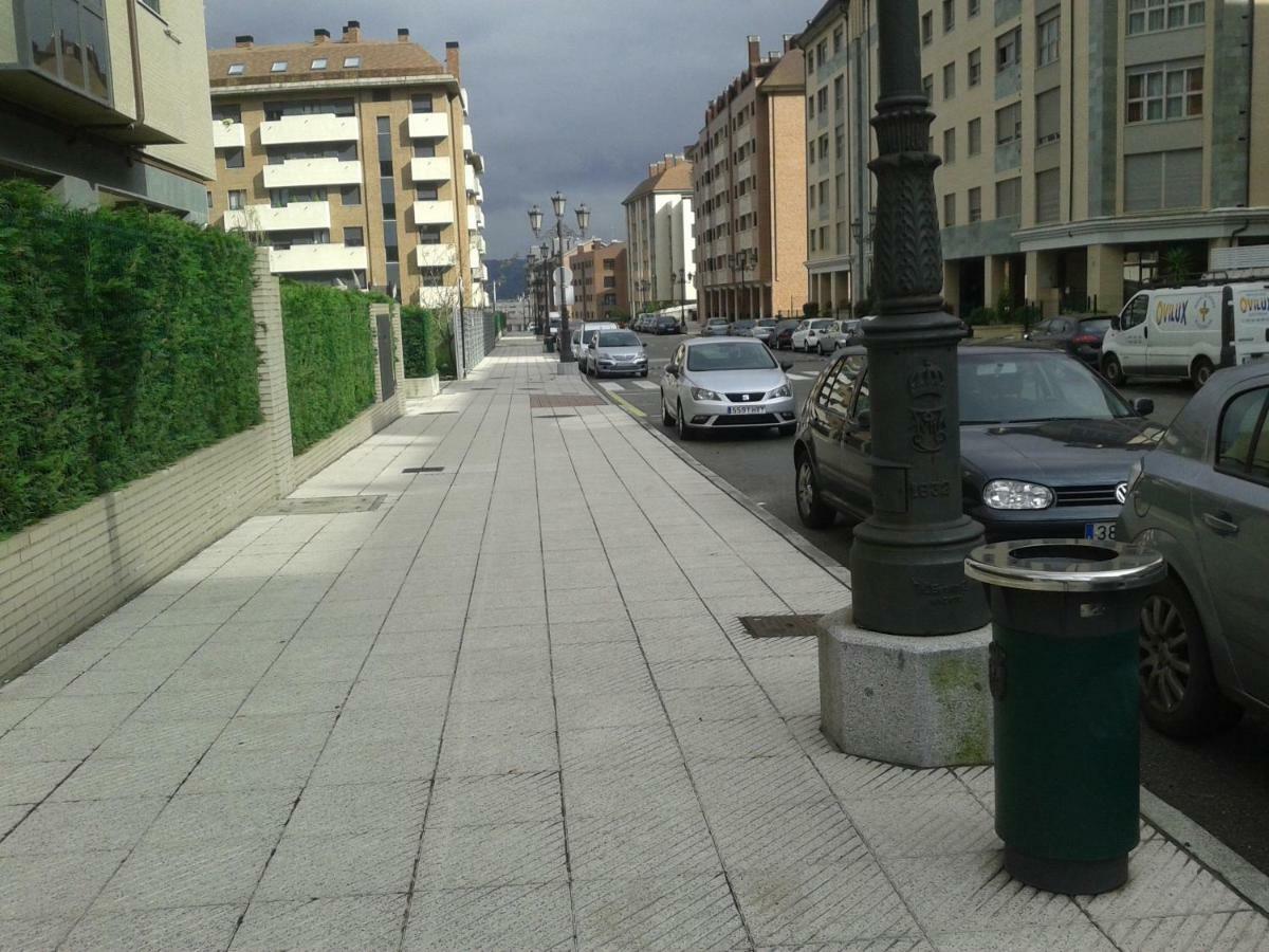 Torre De La Fuente Aprtovistas Piscina Parking Lejlighed Oviedo Eksteriør billede